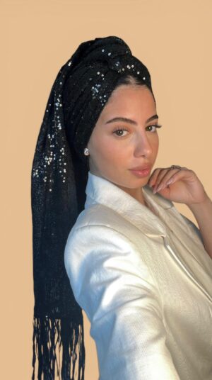 מטפחת פייטים+פרנז שחורה